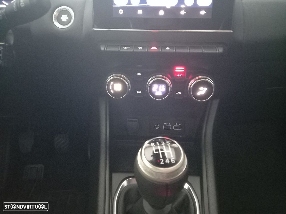 Renault Captur 1.0 TCe Techno - 17