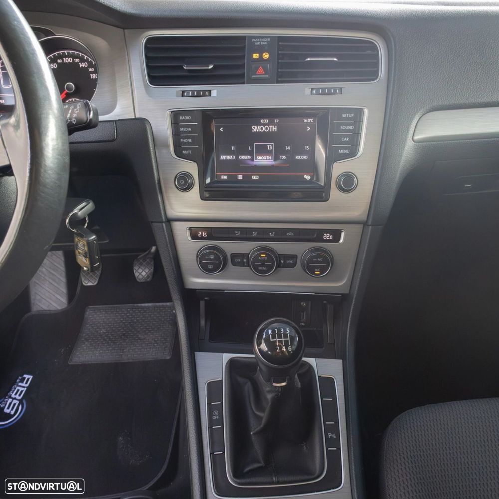 VW Golf Variant 1.6 TDi BlueMotion Confortline - 17