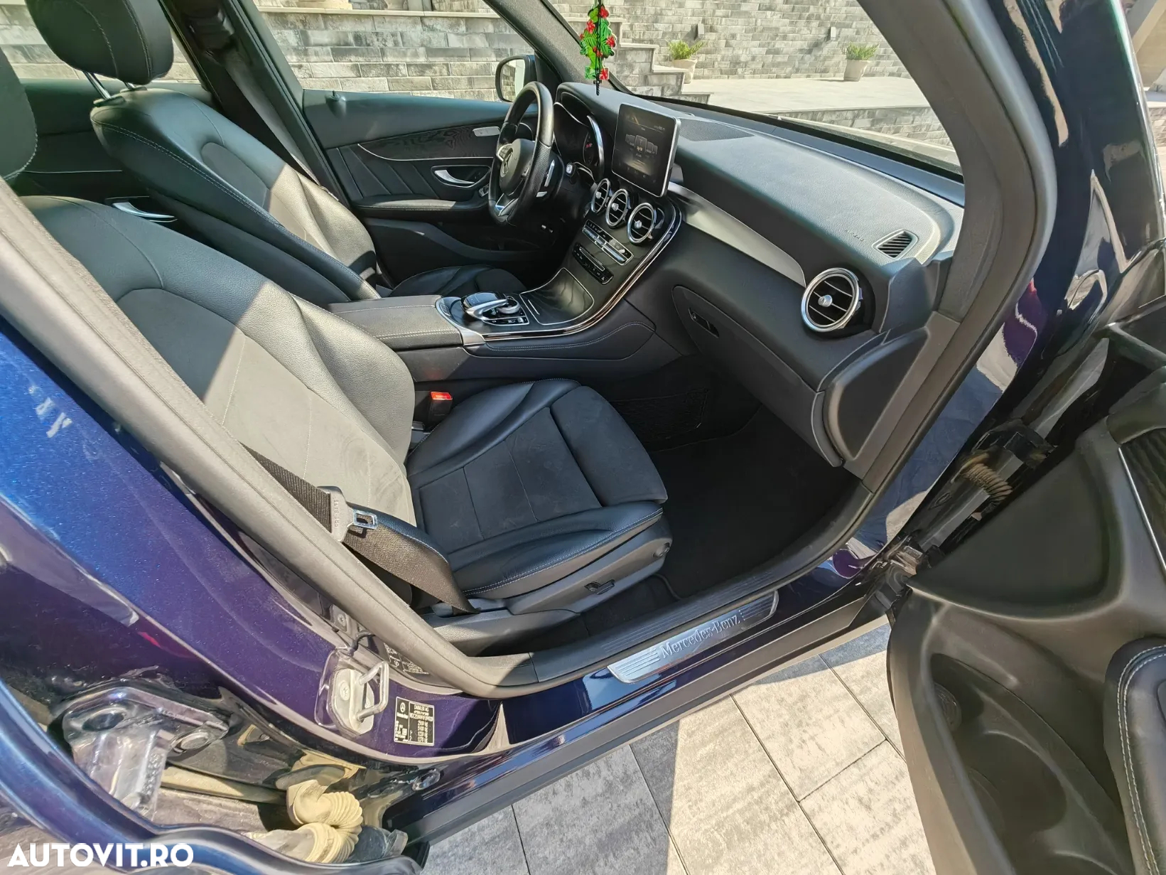 Mercedes-Benz GLC 250 d 4Matic 9G-TRONIC AMG Line - 8