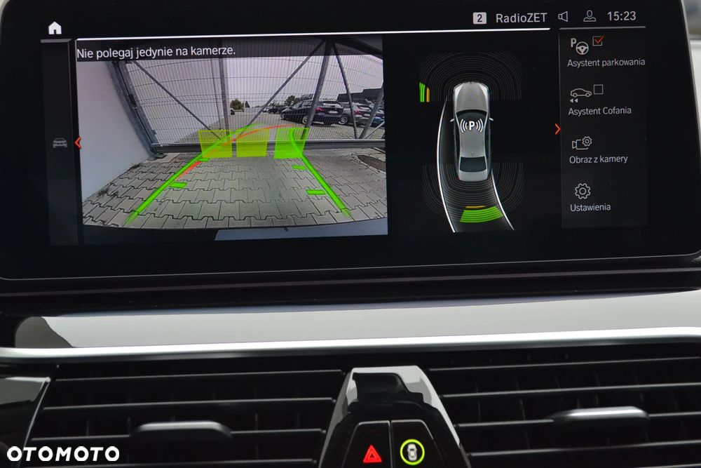 BMW Seria 5 530d xDrive Luxury Line - 22