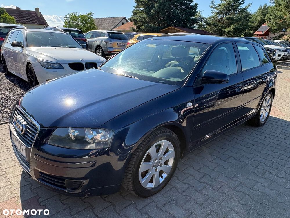 Audi A3 Sportback 1.9 TDI Ambiente - 2