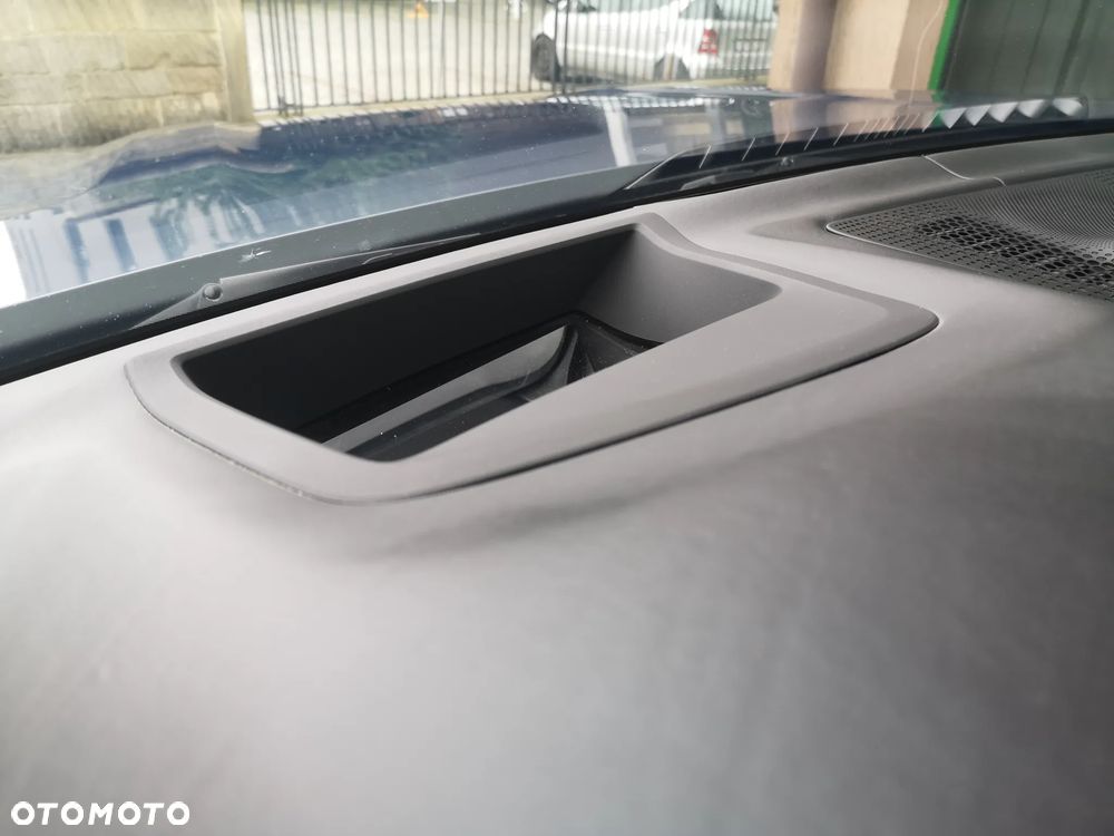 BMW X7 M50d sport - 17