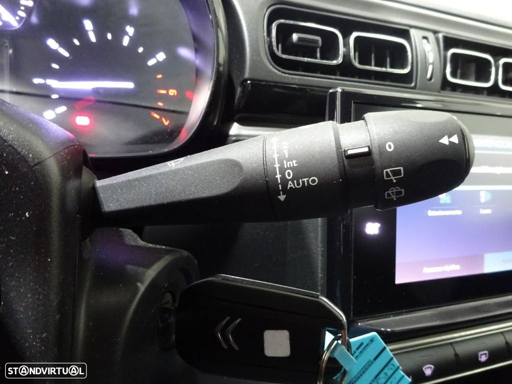 Citroën C3 1.2 PureTech Shine - 14