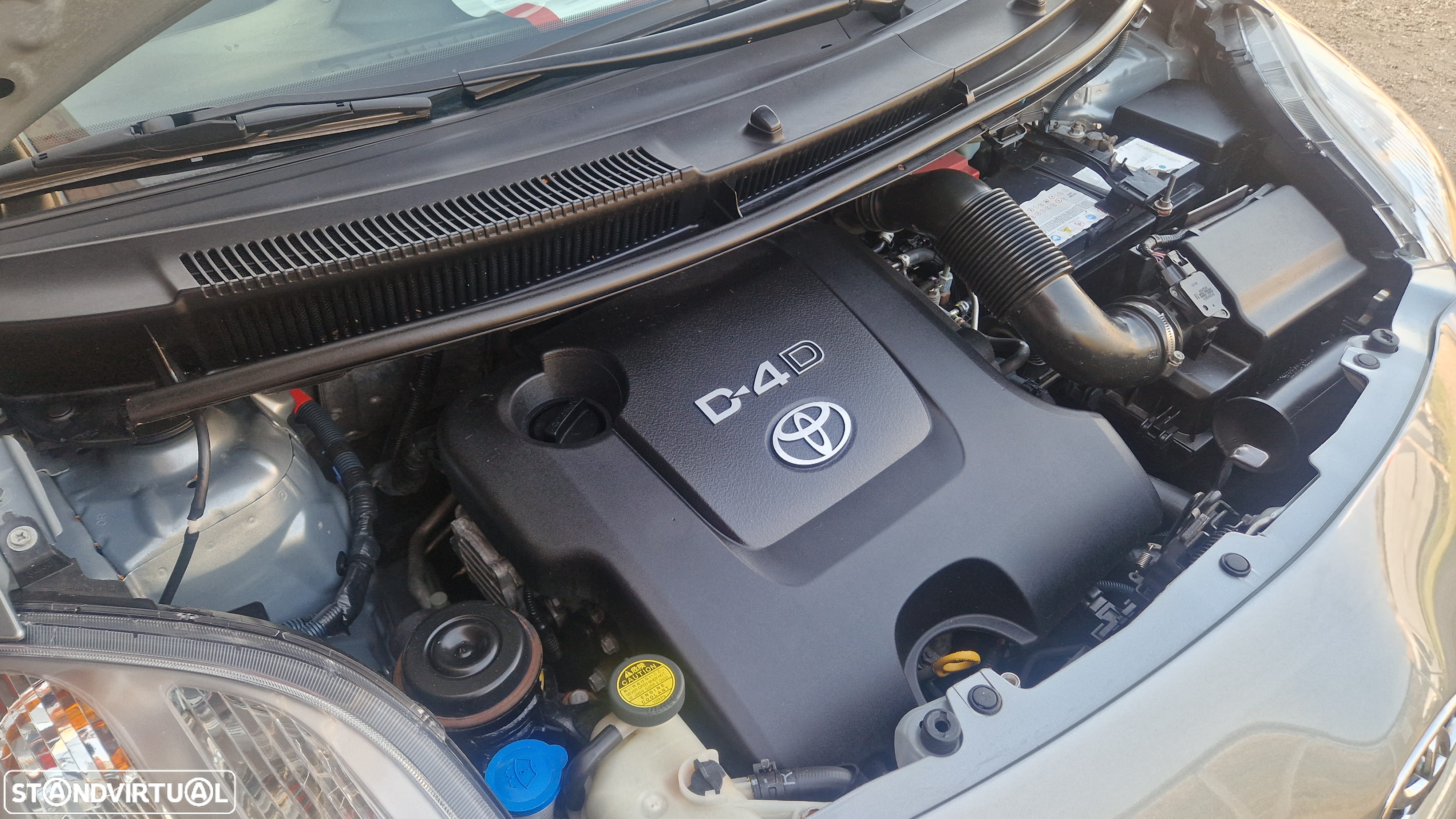 Toyota Yaris 1.4 D-4D AC+VSC - 24