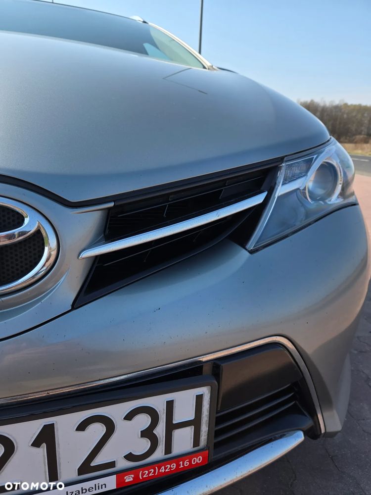 Toyota Auris 1.6 Premium Comfort MS - 7