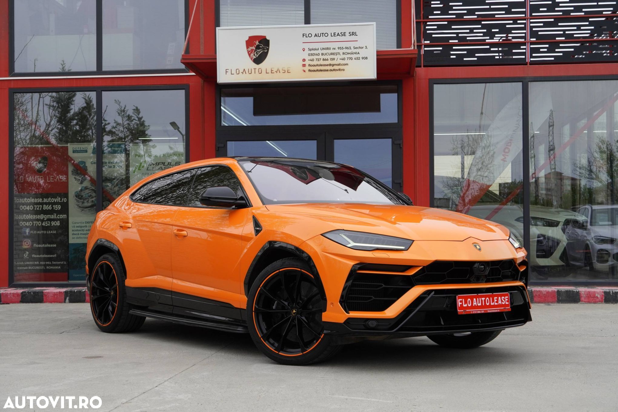 Lamborghini URUS Standard - 1