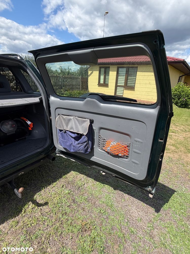 Toyota RAV4 - 8