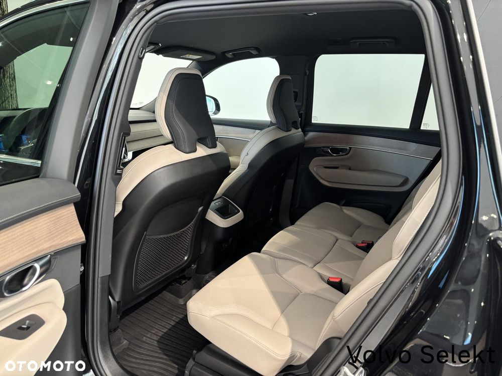 Volvo XC 90 - 26
