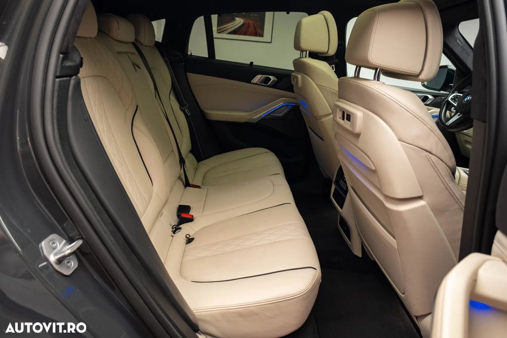 BMW X6 xDrive40i AT MHEV - 25