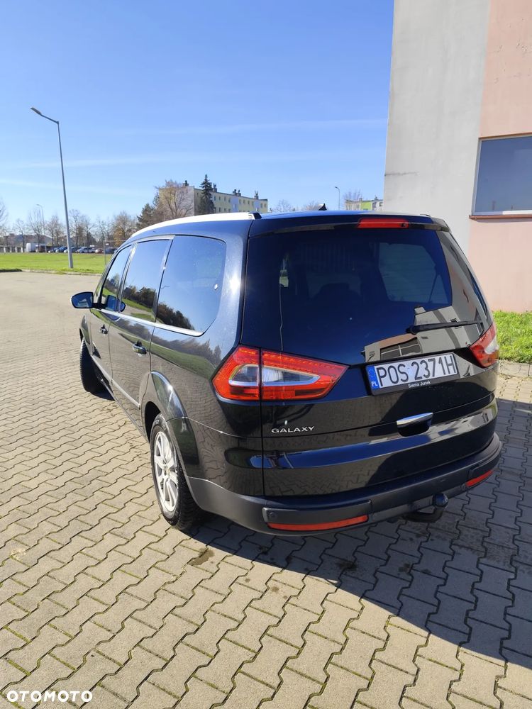 Ford Galaxy - 1