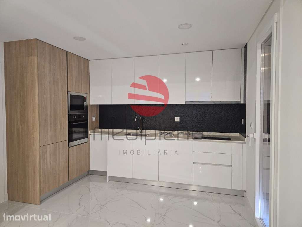 Apartamento T2 Arrendamento Moimenta da Beira - Grande imagem: 4/11