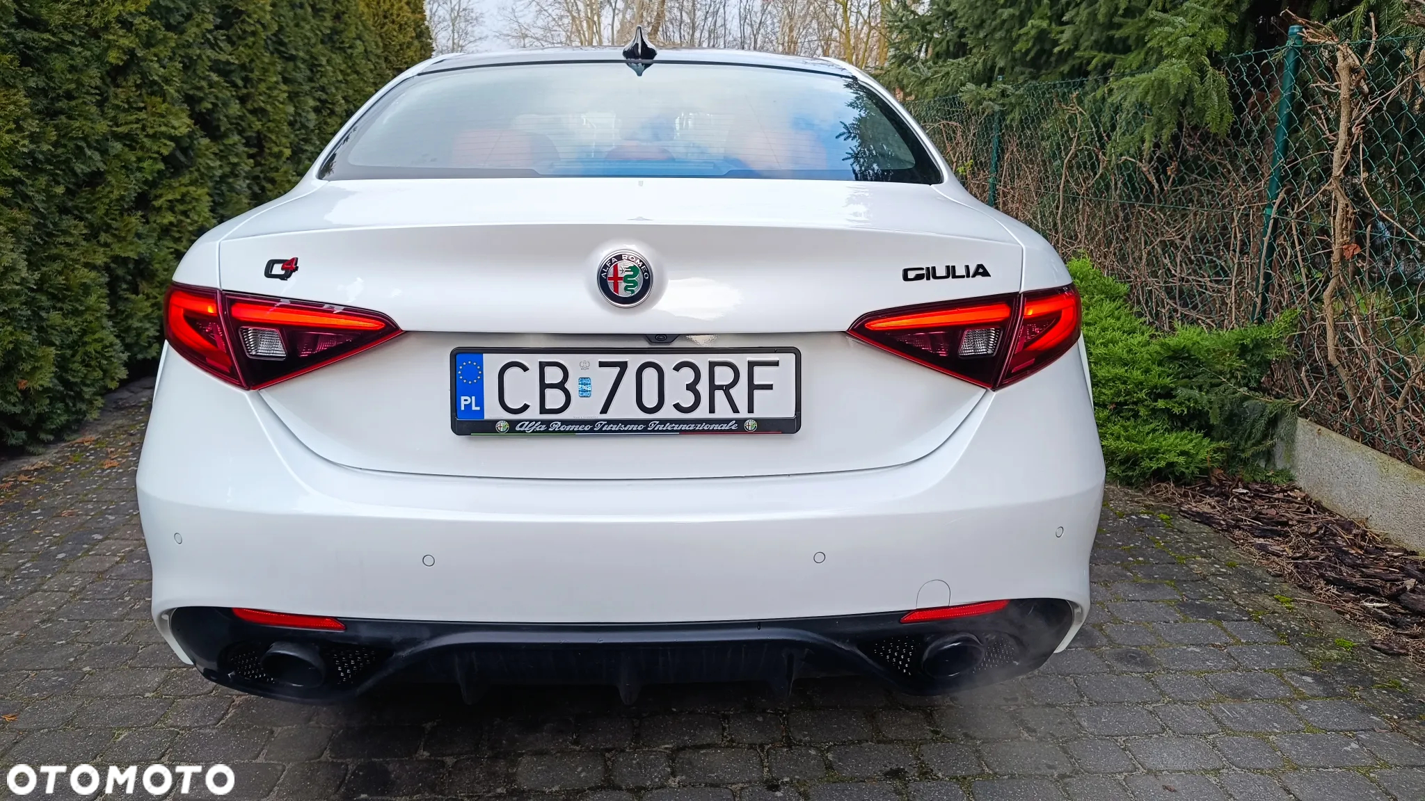 Alfa Romeo Giulia 2.0 Turbo 16V AT8-Q4 Ti - 9