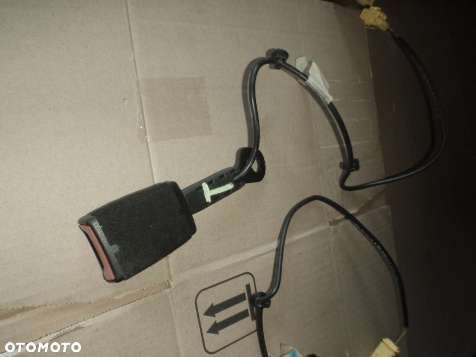 zapięcie zaczep klamra pasa bezpieczeństwa wpinka touareg cayenne - 2