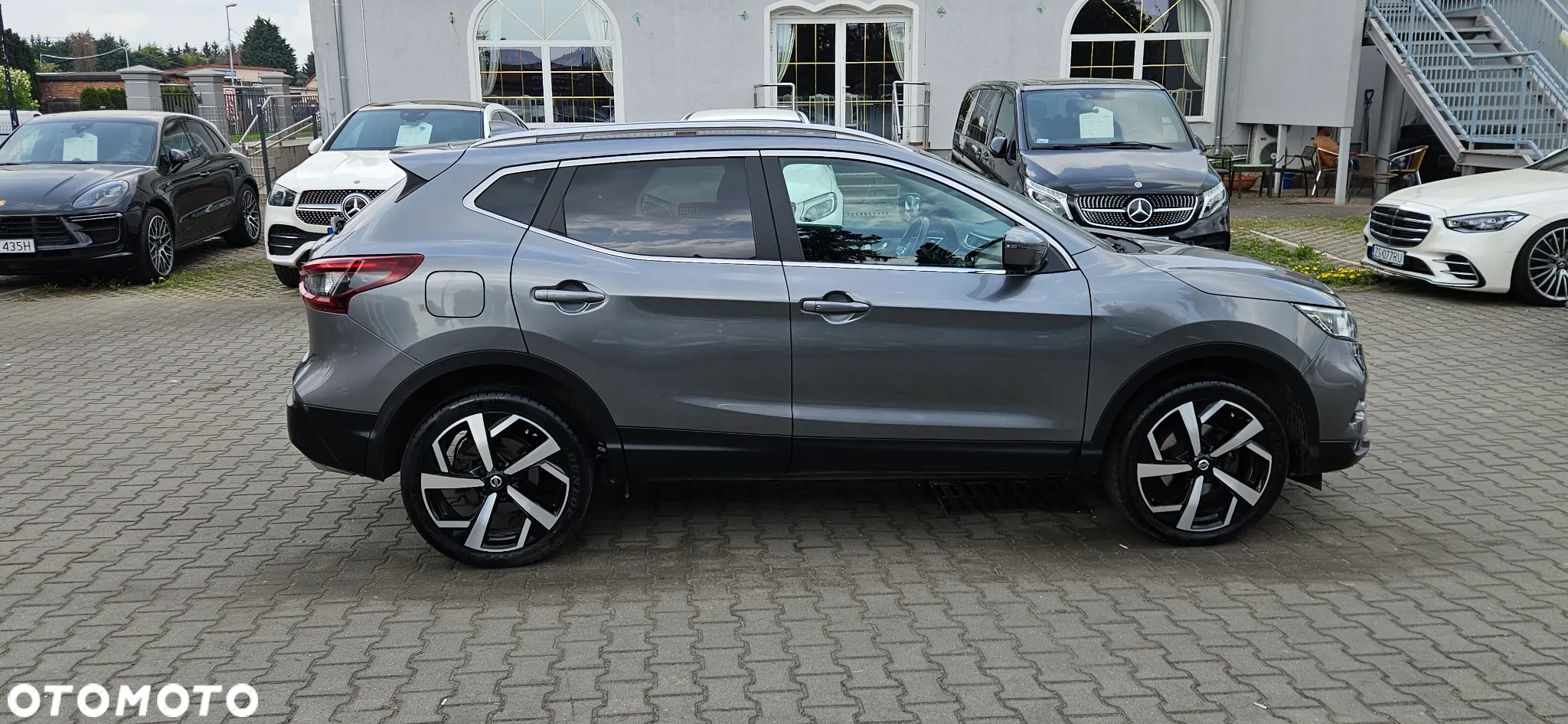 Nissan Qashqai 1.3 DIG-T Tekna - 12
