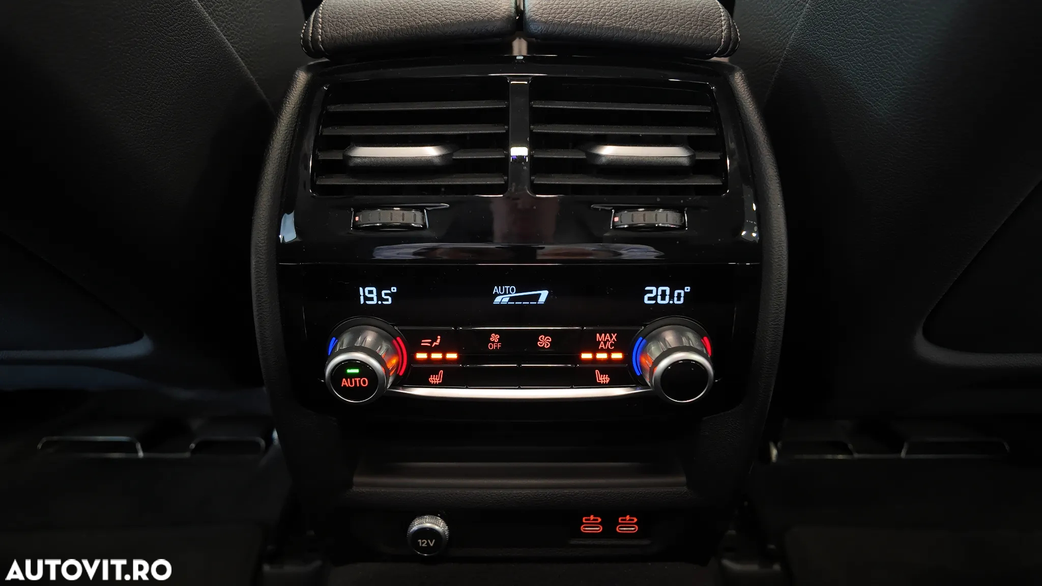 BMW Seria 5 530e xDrive Aut. Luxury Line - 36