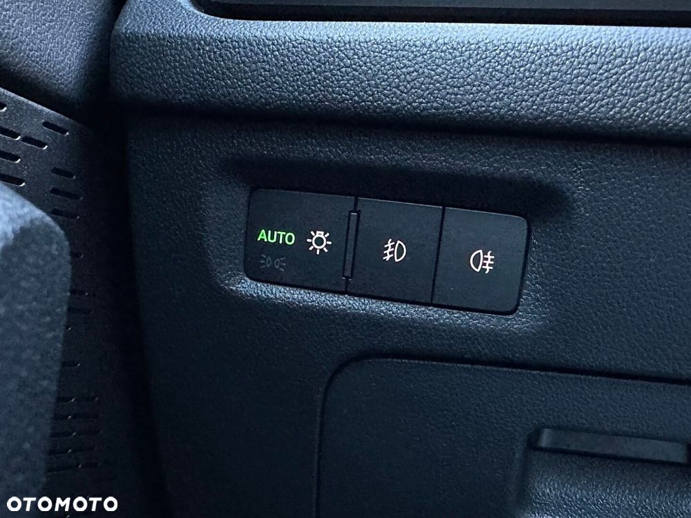 Skoda Octavia 1.5 TSI ACT Ambition - 17