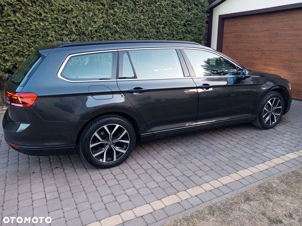 Volkswagen Passat 2.0 TSI Business DSG - 9