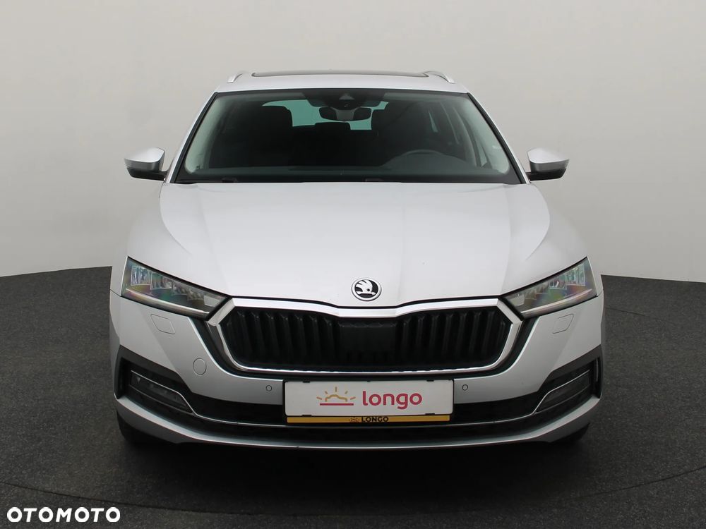 Skoda Octavia 2.0 TDI SCR Clever DSG - 3