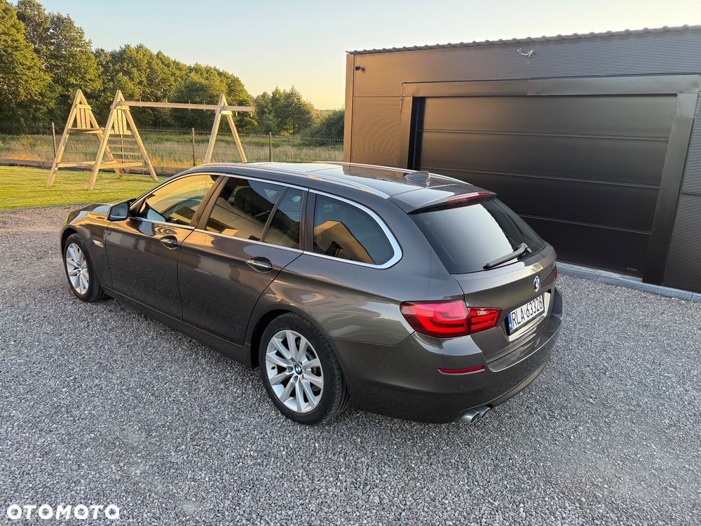 BMW Seria 5 520d Luxury Line - 14