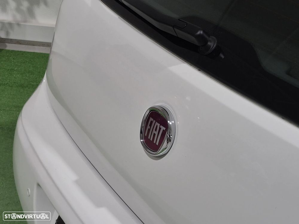 Fiat Punto 1.2 Lounge S&S - 10