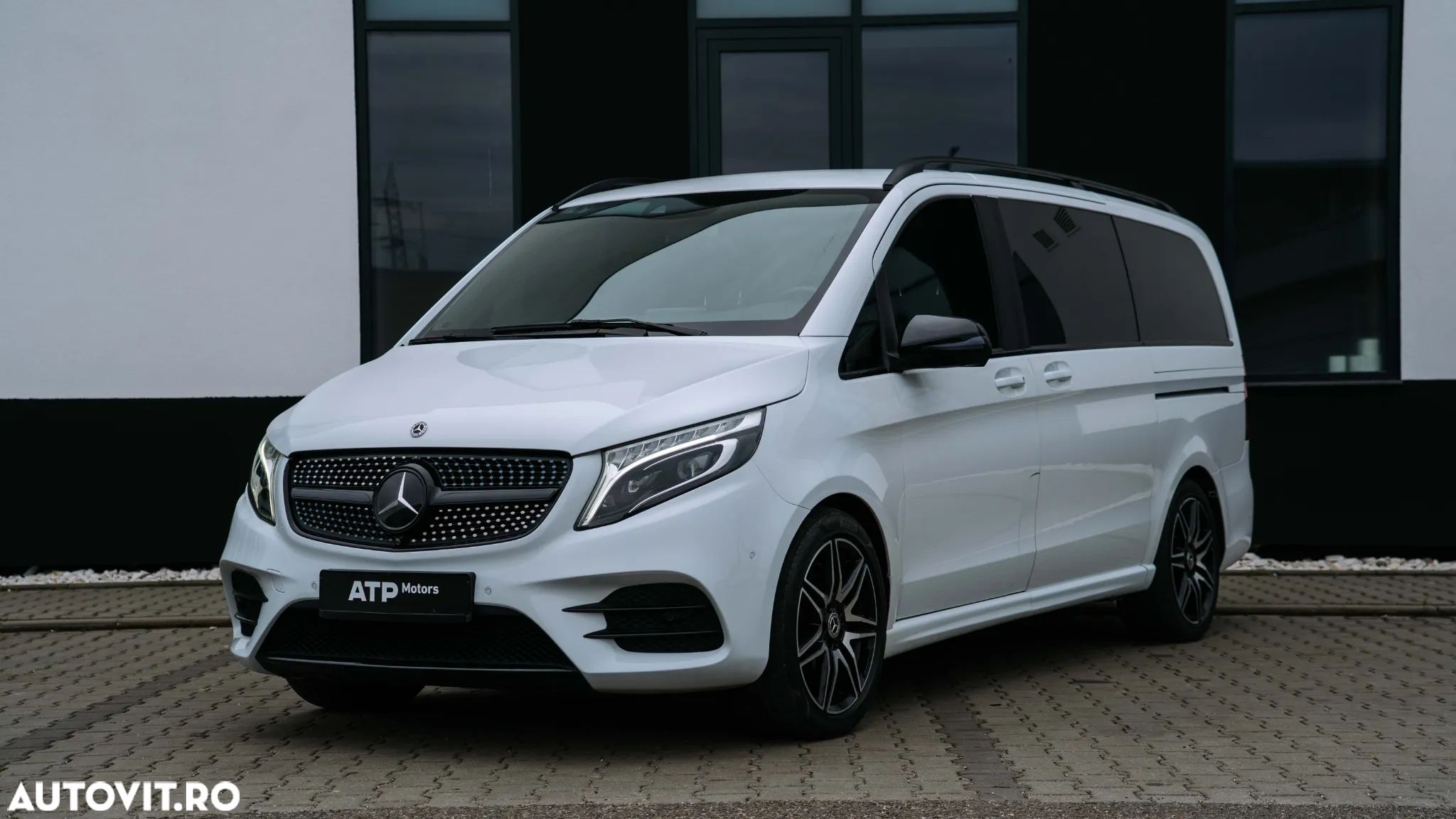 Mercedes-Benz V 250 d lang 7G-TRONIC Avantgarde Night Edition - 1