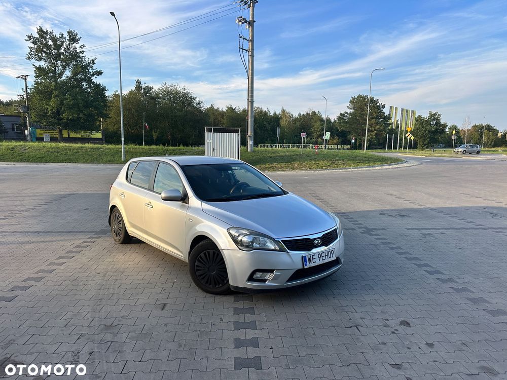 Kia Ceed 1.6 Crdi L - 1