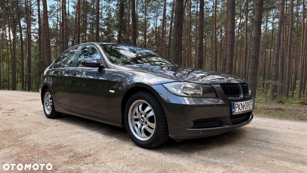 BMW Seria 3 318i - 15