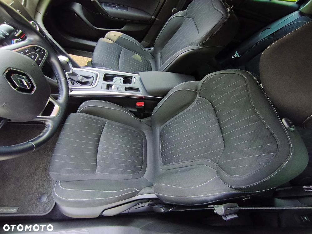 Renault Megane TCe 140 GPF EDC LIMITED - 7