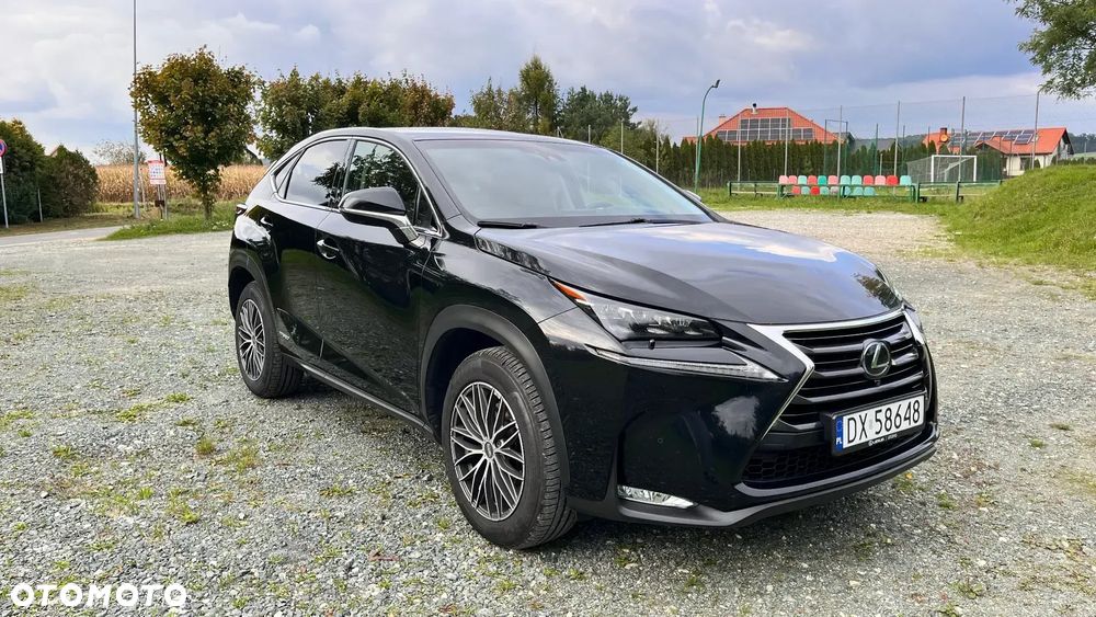 Lexus NX 300h Prestige AWD - 1