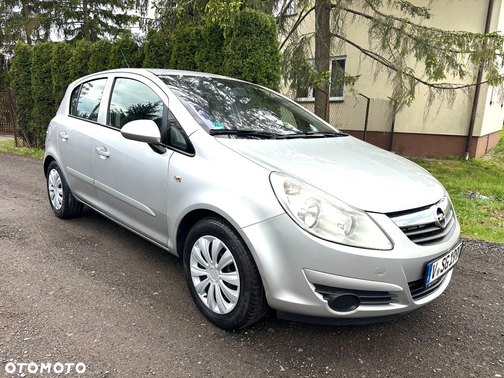 Opel Corsa 1.2 16V Innovation - 1