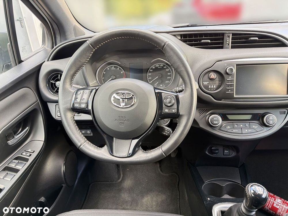 Toyota Yaris 1.5 Selection - 13