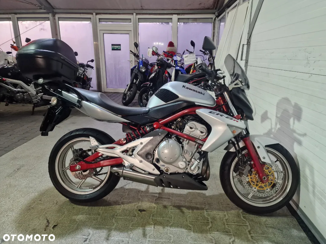 Kawasaki ER - 27