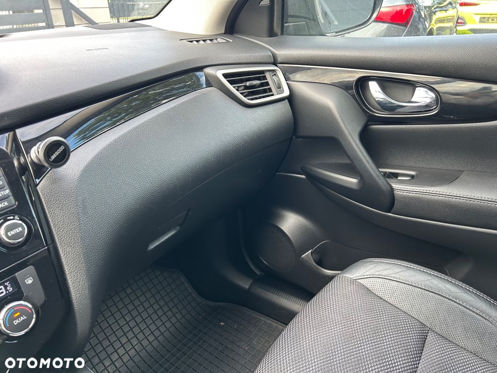 Nissan Qashqai 1.2 DIG-T N-Connecta - 22