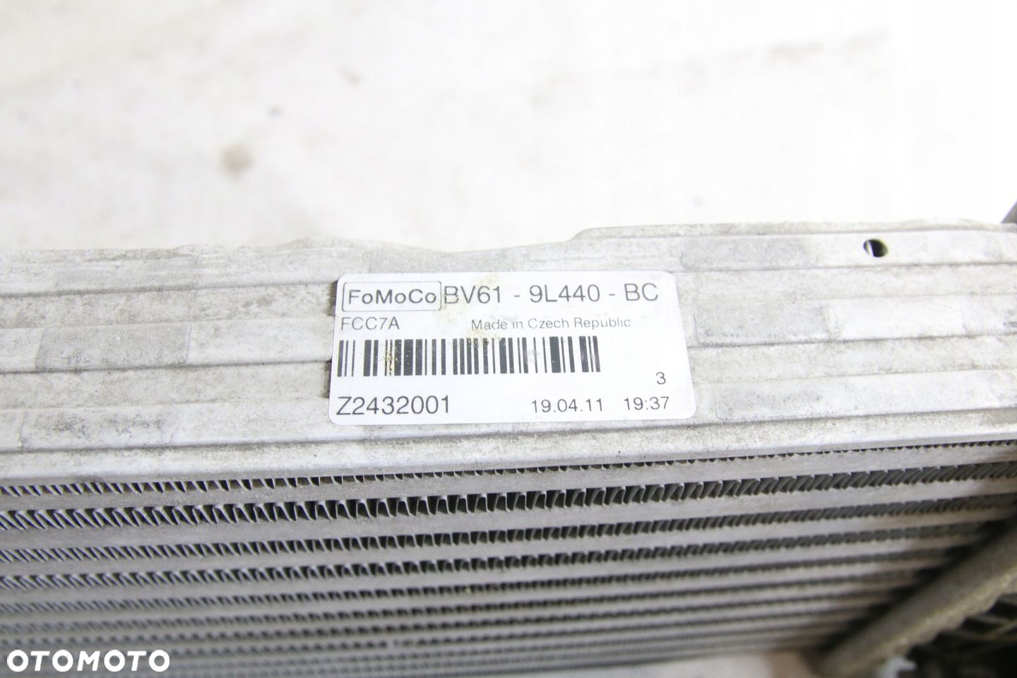 Chlodnica powietrza Intercooler Mondeo mk4 Galaxy S-max S60 V60 S80 V40 V70 - 3