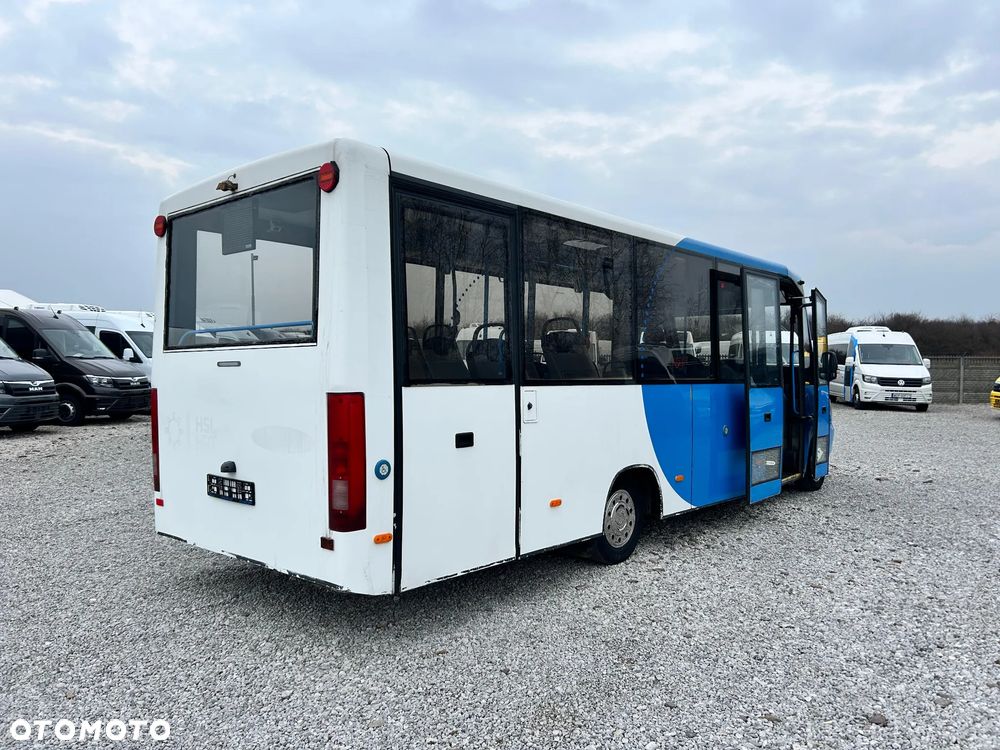 Mercedes-Benz Sprinter 516 - 5