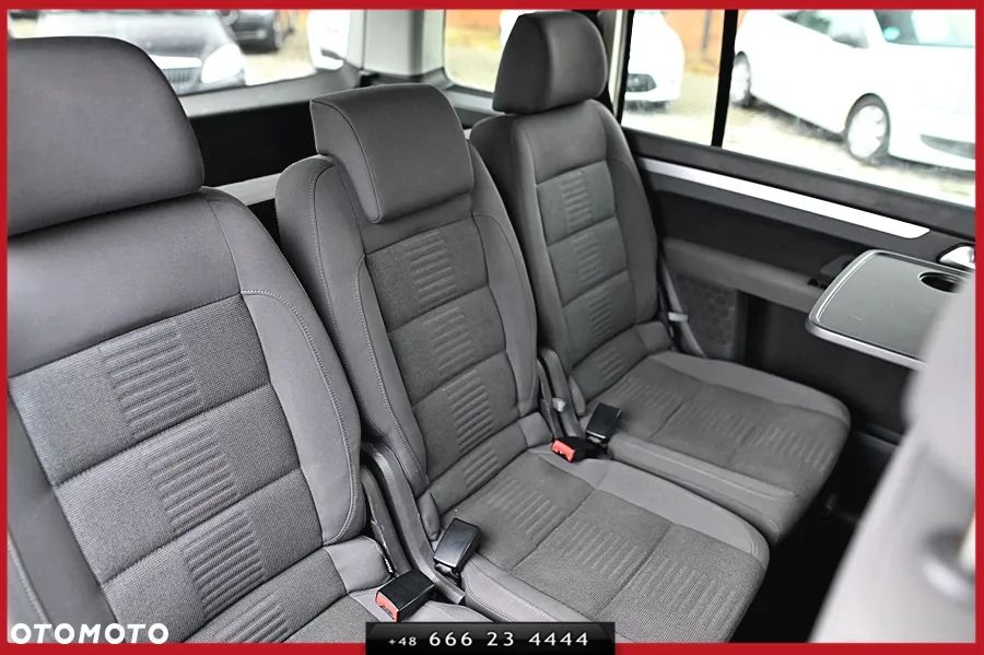 Volkswagen Touran 1.4 TSI MATCH - 22