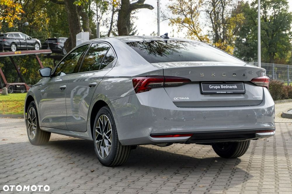 Skoda Octavia - 11