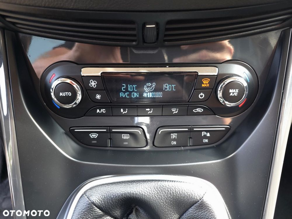 Ford Kuga 2.0 TDCi 4WD Titanium - 21