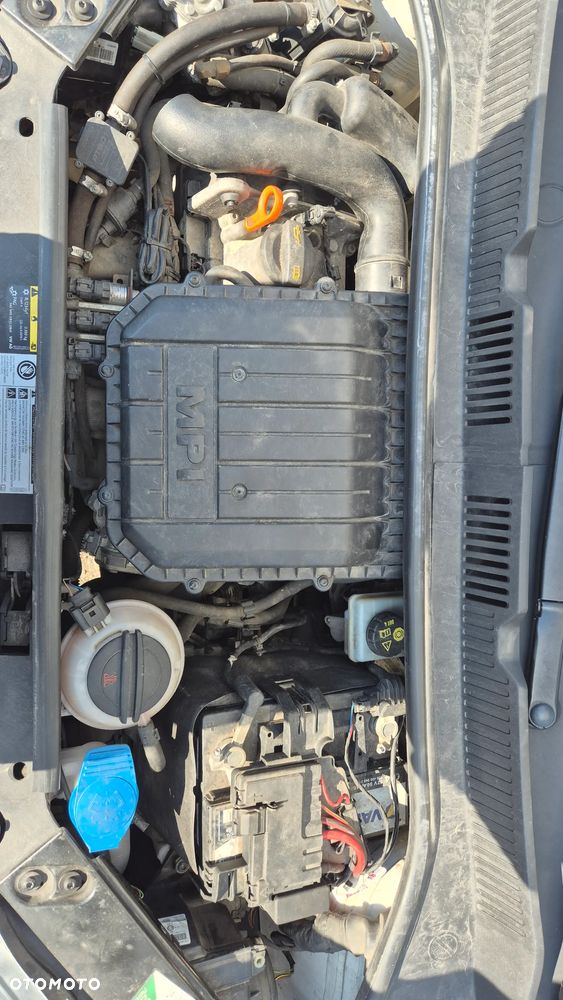 Volkswagen up! (BlueMotion Technology) take - 12