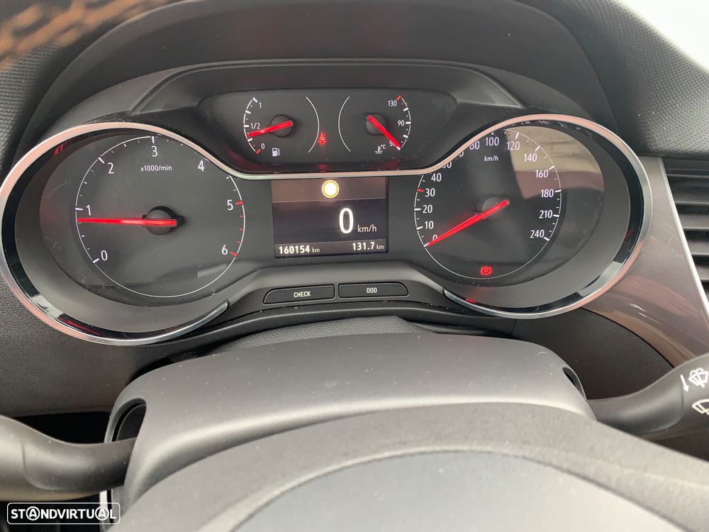 Opel Crossland X 1.6 CDTi Innovation - 20
