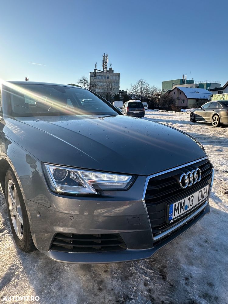 Audi A4 2.0 TDI S tronic - 1