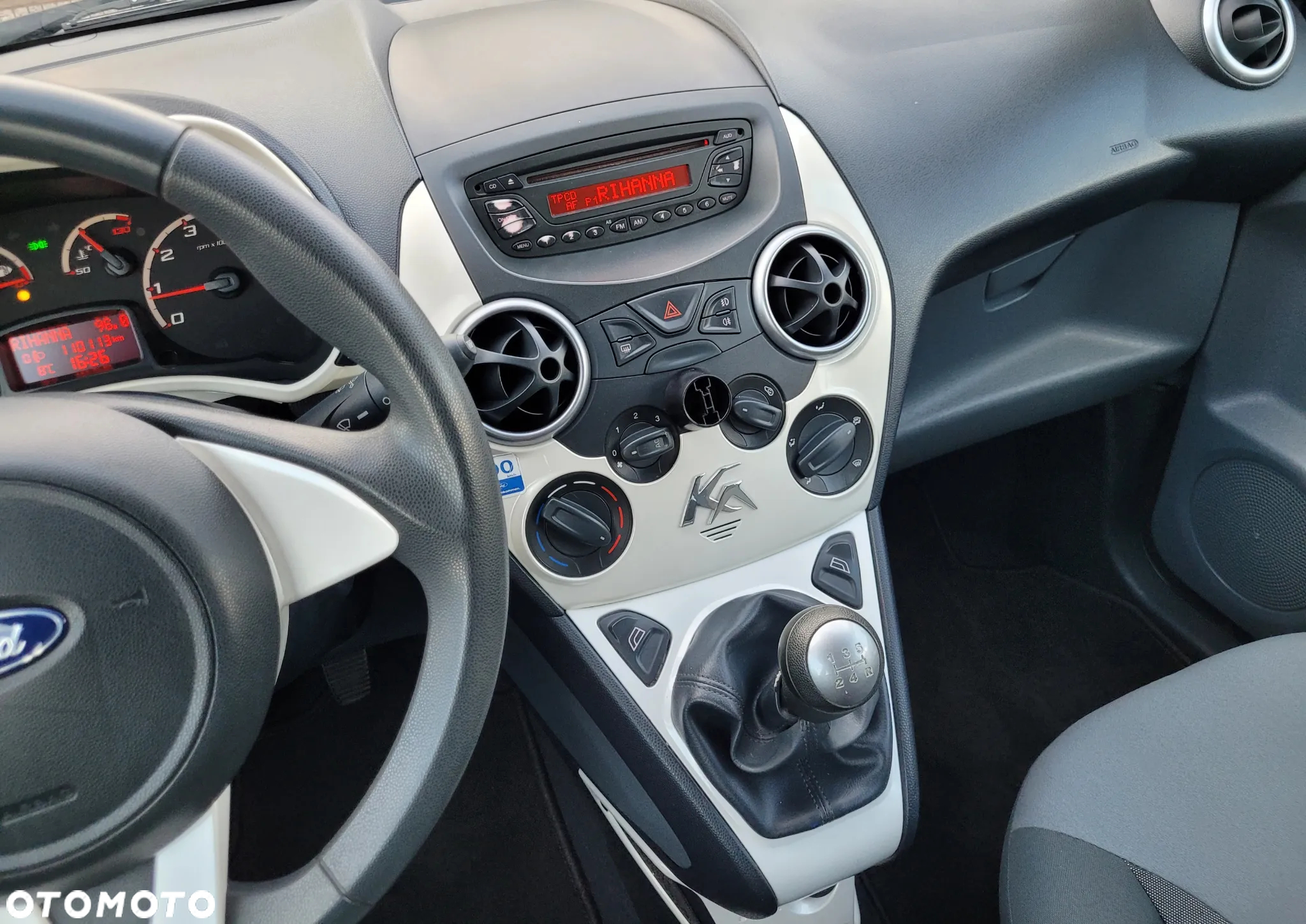 Ford KA 1.2 Titanium - 19