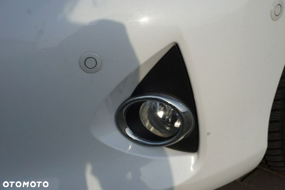 Toyota Auris - 29