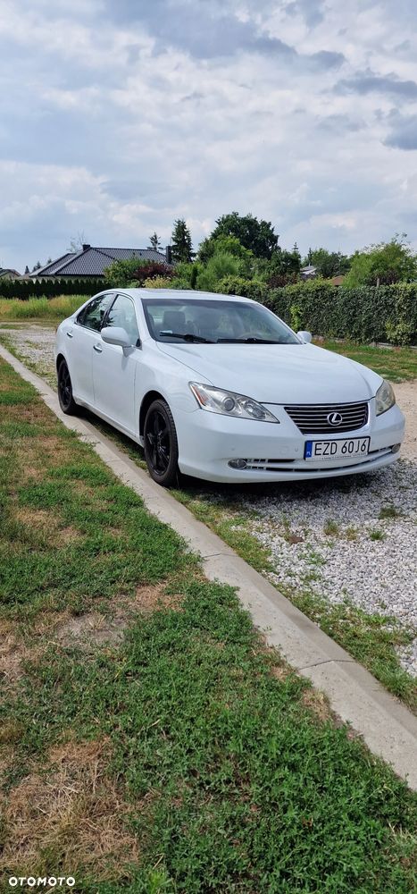 Lexus ES - 1