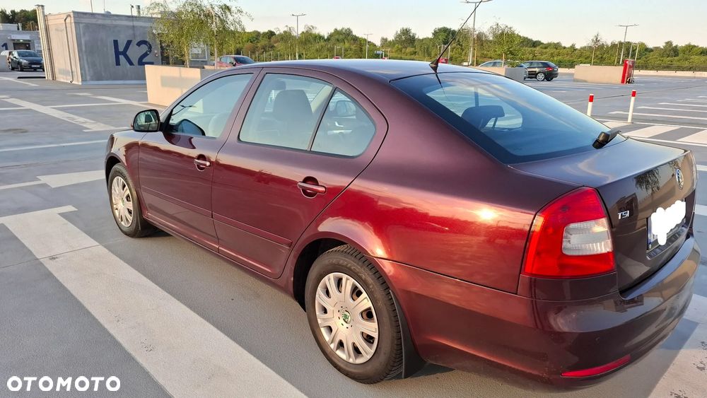 Skoda Octavia 1.4 TSI Ambiente - 8