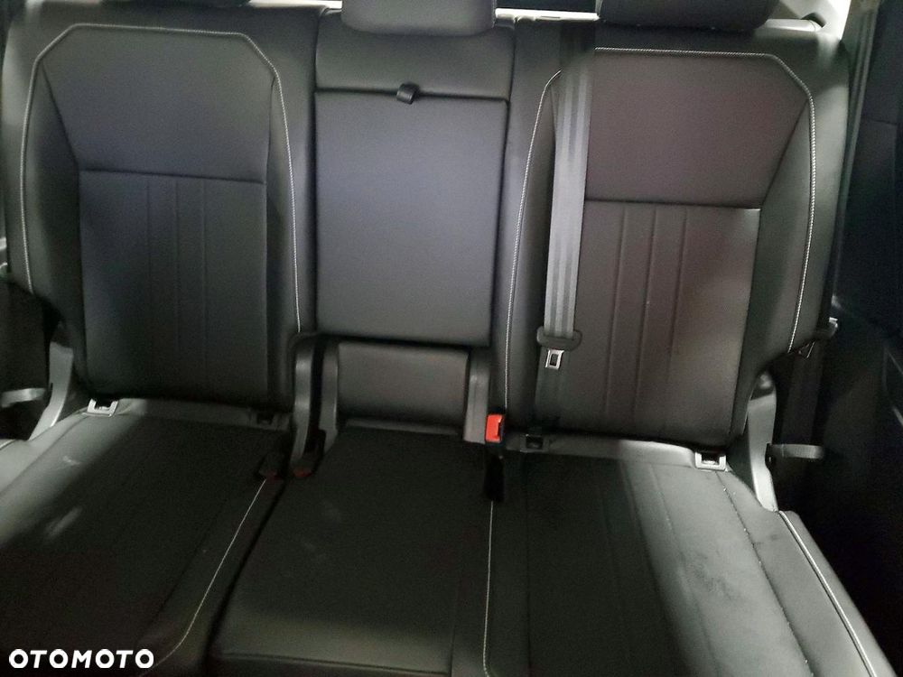 Volkswagen Tiguan 2,0 TSI OPF 4Motion DSG R-Line - 11