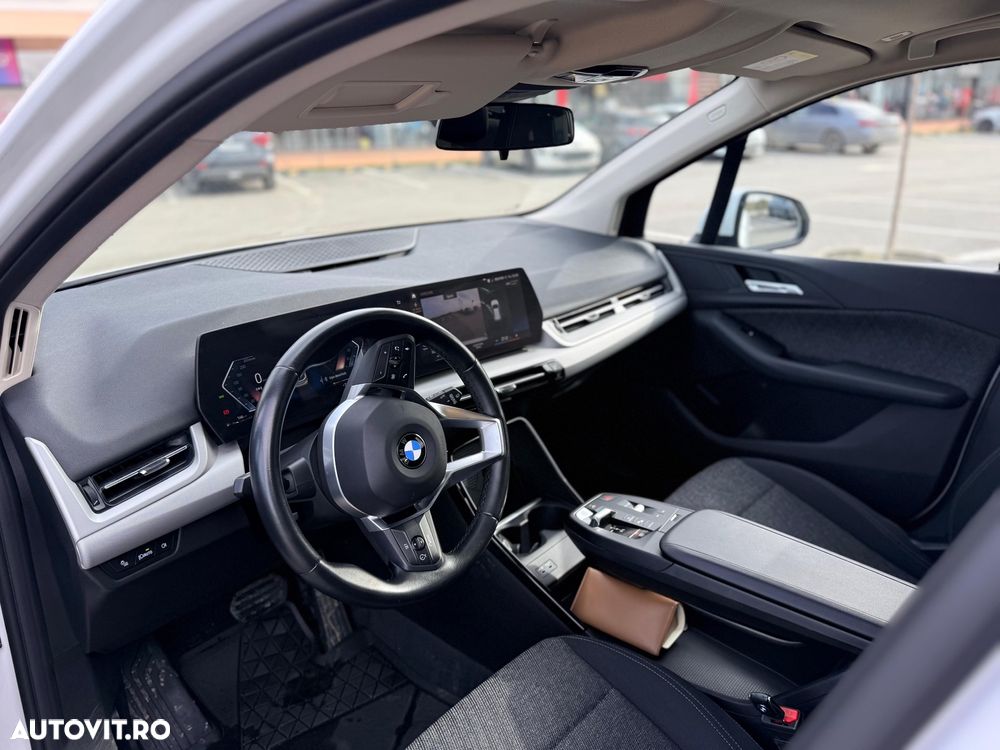 BMW Seria 2 218d AT - 7