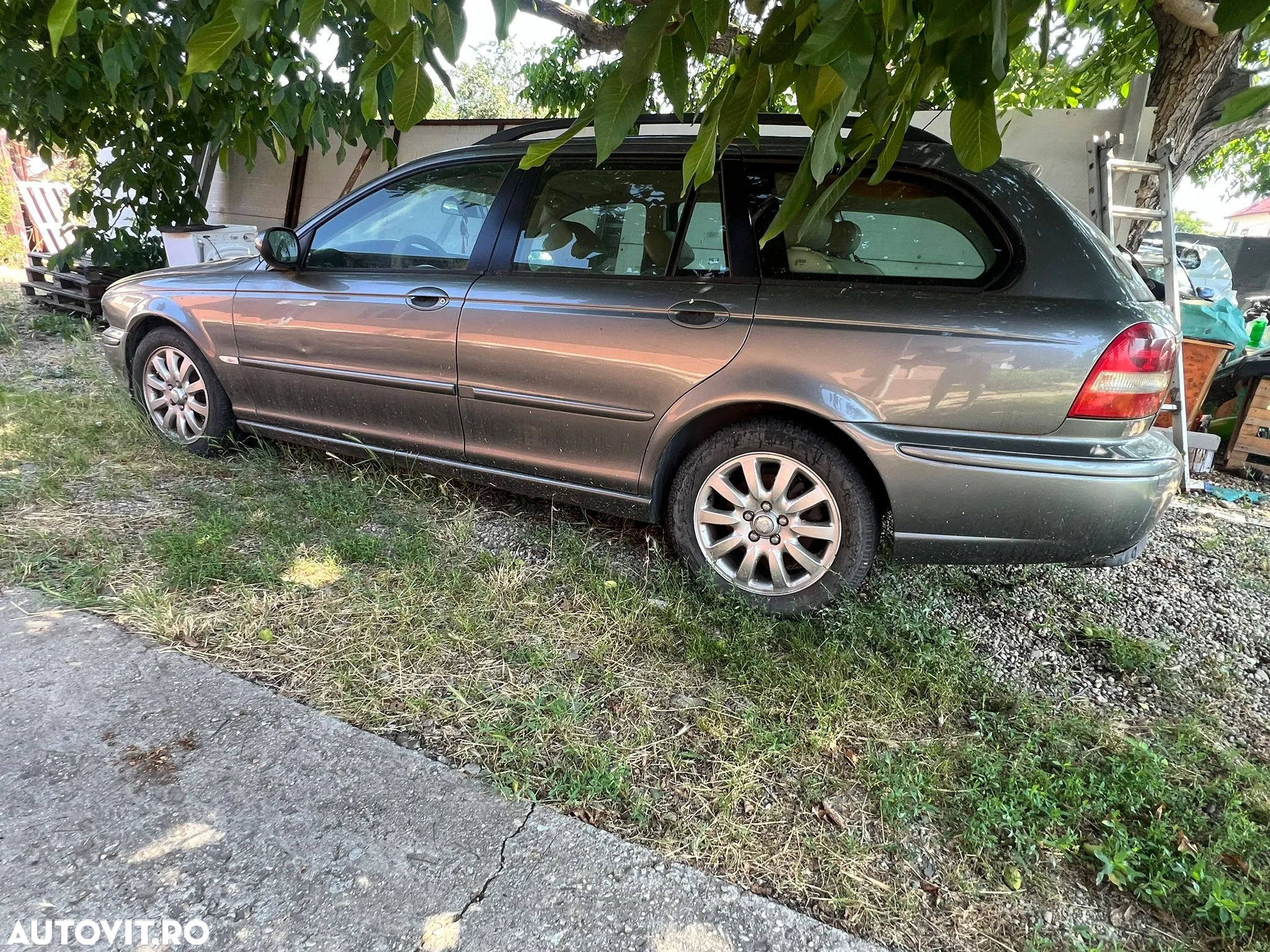 Jaguar X-Type 2.0 TD Luxury Estate - 4