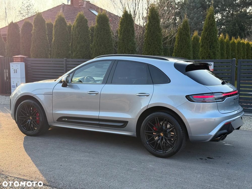 Porsche Macan - 4