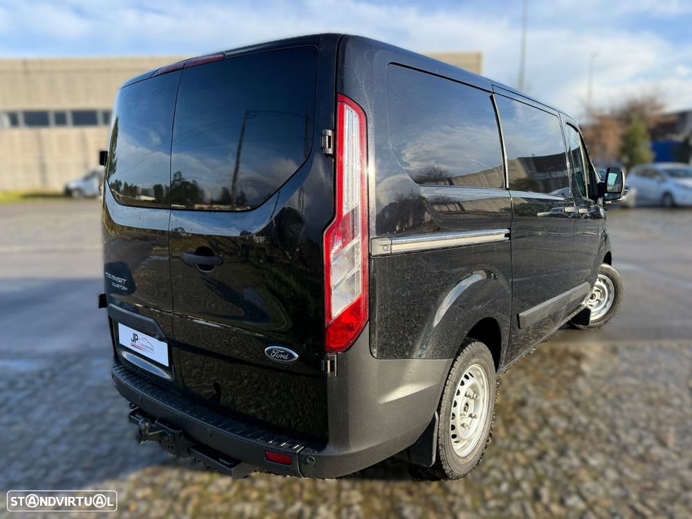 Ford TRANSIT CUSTOM - 17